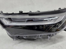 Laden Sie das Bild in den Galerie-Viewer, Frontscheinwerfer Toyota SPP12935 Full LED Links Scheinwerfer Headlight SCH2019869395kl