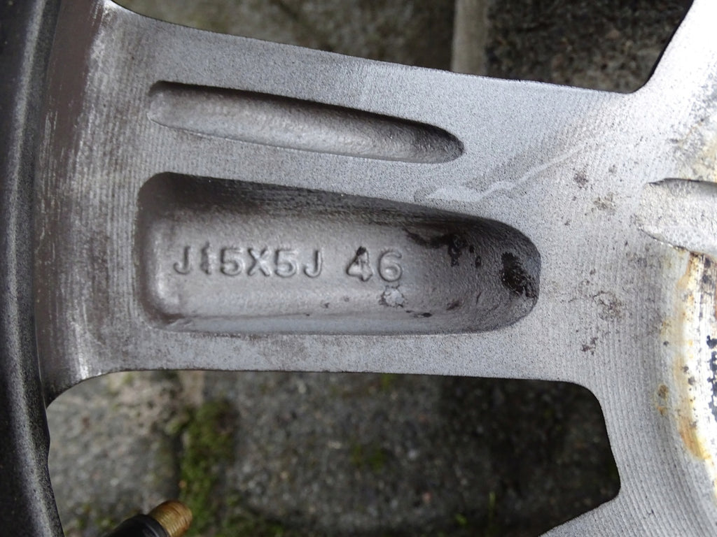 1x Alufelge 15 Zoll 5.0" 4x100 46ET 9KTO422443525 Mitsubishi Space Star