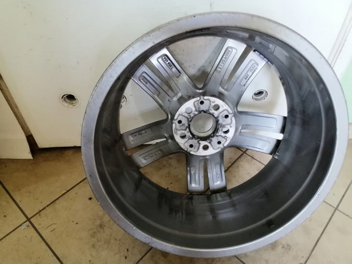 1x Alufelge 18 Zoll 7.5" 5x112 51ET Glanz Silber 7850456 BMW F39 X1 F48 FEL9328524001if