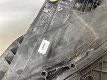 Load image into Gallery viewer, Frontscheinwerfer Audi Q3 83A941011 Ein Stück (Rechts oder Links) Headlight