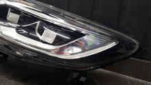 Load image into Gallery viewer, Frontscheinwerfer Renault Captur I 260604984R Links Scheinwerfer Headlight