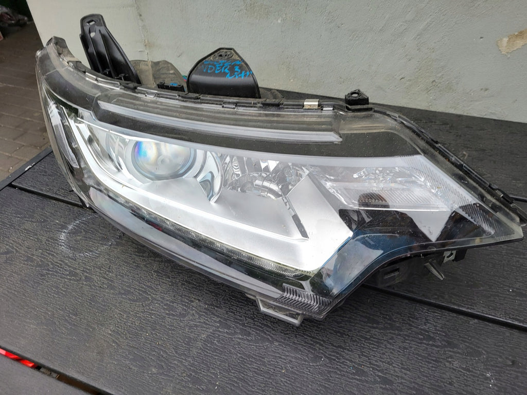 Frontscheinwerfer Kia III Rechts Scheinwerfer Headlight SCH9338838990yv