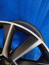 Laden Sie das Bild in den Galerie-Viewer, 1x Alufelge 17 Zoll 6.5&quot; 5x100 657601025D Skoda Scala Kamiq Rim Wheel