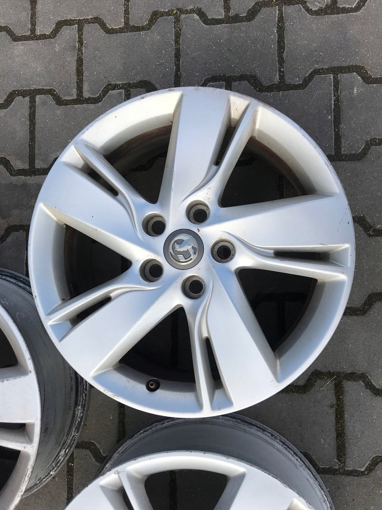 1x Alufelge 17 Zoll 7.0" 5x115 44ET 13367272 Opel Rim Wheel