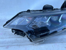 Laden Sie das Bild in den Galerie-Viewer, Frontscheinwerfer Mitsubishi Outlander III 8301D3-31 LED Links Headlight
