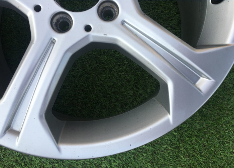 1x Alufelge 17 Zoll 8.0" 5x112 57ET Glanz Silber A2044010104 Mercedes-Benz W204 FEL9577974306xn