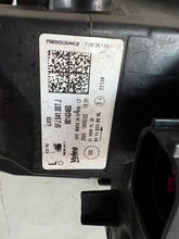 Load image into Gallery viewer, Frontscheinwerfer Seat 5FJ941007J LED Links Scheinwerfer Headlight SCH9300711817gr