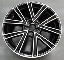 Load image into Gallery viewer, 1x Alufelge 17 Zoll 7.5&quot; 5x100 82A601025E Audi A1 Rim Wheel