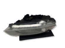 Laden Sie das Bild in den Galerie-Viewer, Frontscheinwerfer Volvo V70 S80 30796130 Xenon Rechts Scheinwerfer Headlight SCH5786670457tc