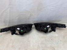 Laden Sie das Bild in den Galerie-Viewer, Frontscheinwerfer Alfa Romeo 50572577 50572573 LED Ein Satz Headlight SCH3310150977bf