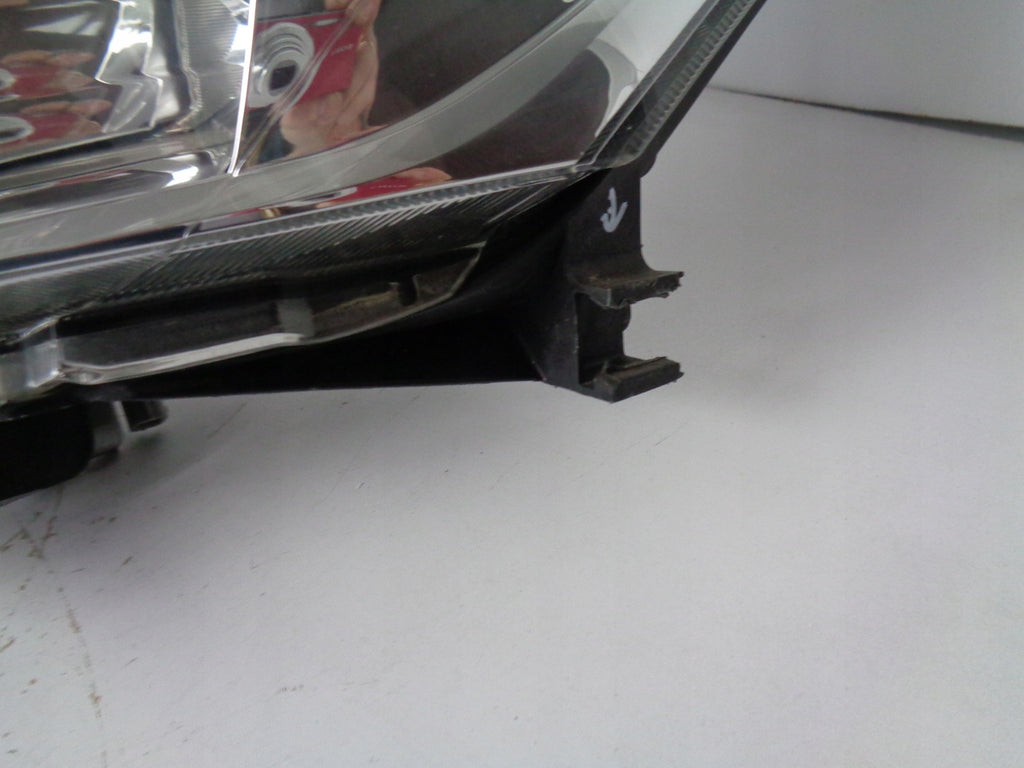 Frontscheinwerfer Toyota Auris 81150-02480 Links Scheinwerfer Headlight