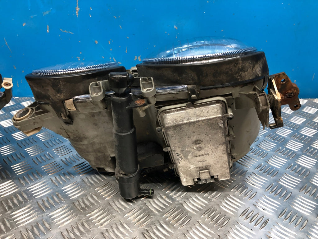 Frontscheinwerfer Mercedes-Benz W210 Ein Satz Scheinwerfer Headlight SCH7530290587yg