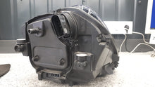 Laden Sie das Bild in den Galerie-Viewer, Frontscheinwerfer Porsche Macan 95B941010BB Rechts Scheinwerfer Headlight SCH5608001515fs