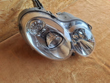 Laden Sie das Bild in den Galerie-Viewer, Frontscheinwerfer Mercedes-Benz W203 15273800 Xenon Rechts Headlight SCH6040003341gs