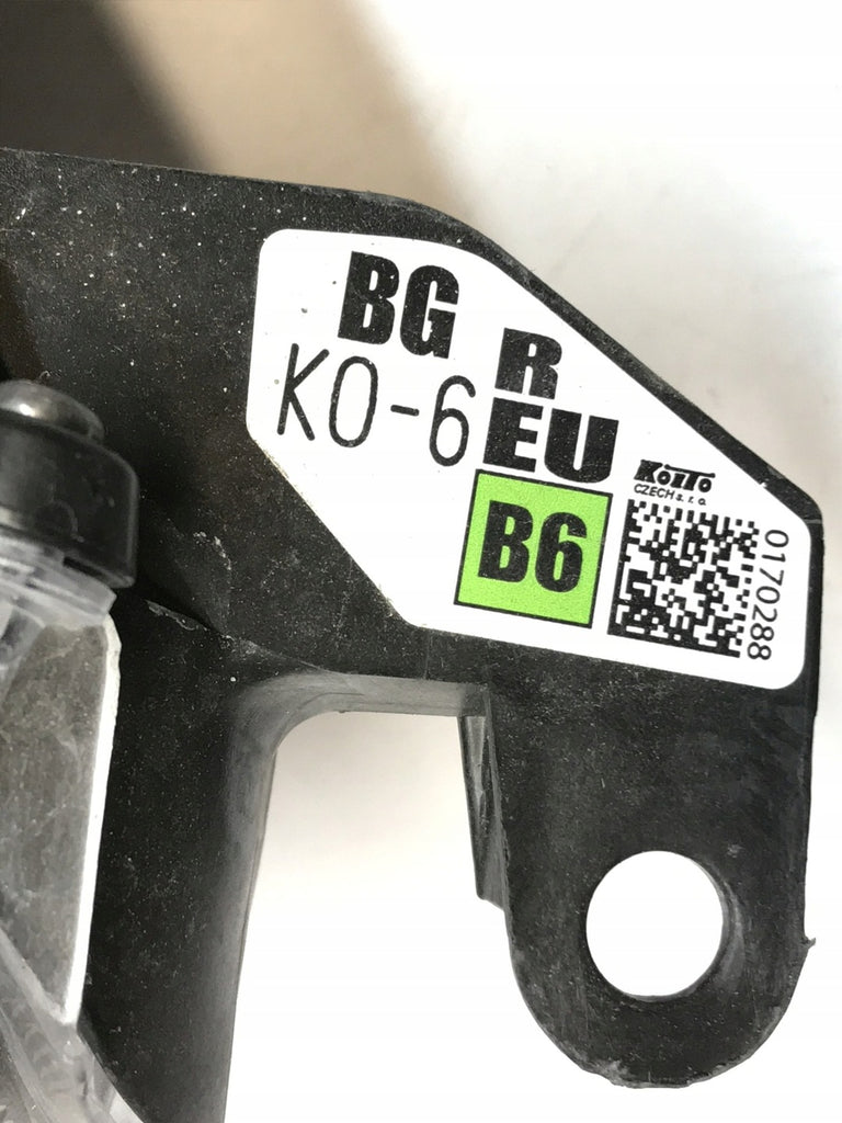 Frontscheinwerfer Toyota 4 Yaris 170288 LED Rechts Scheinwerfer Headlight