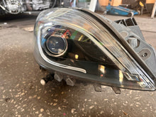 Load image into Gallery viewer, Frontscheinwerfer Mercedes-Benz W246 A2468207261 Rechts Scheinwerfer Headlight SCH7936728324la