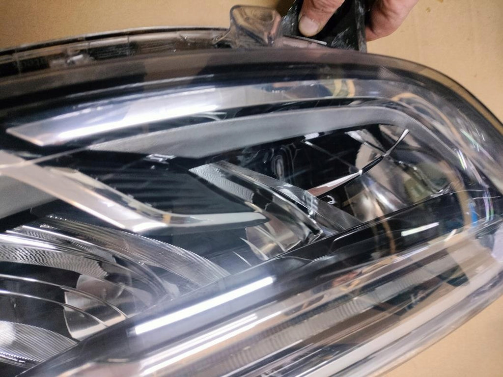 Frontscheinwerfer Renault Captur I 260107244R Full LED Rechts Headlight