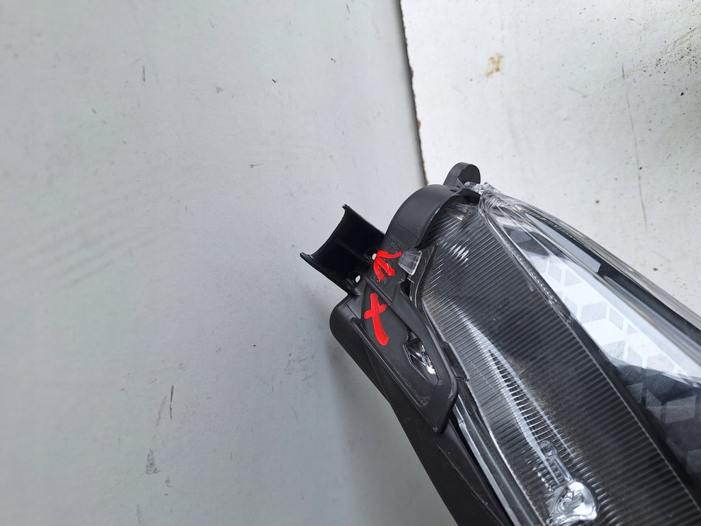 Frontscheinwerfer Toyota Yaris LED Links Scheinwerfer Headlight