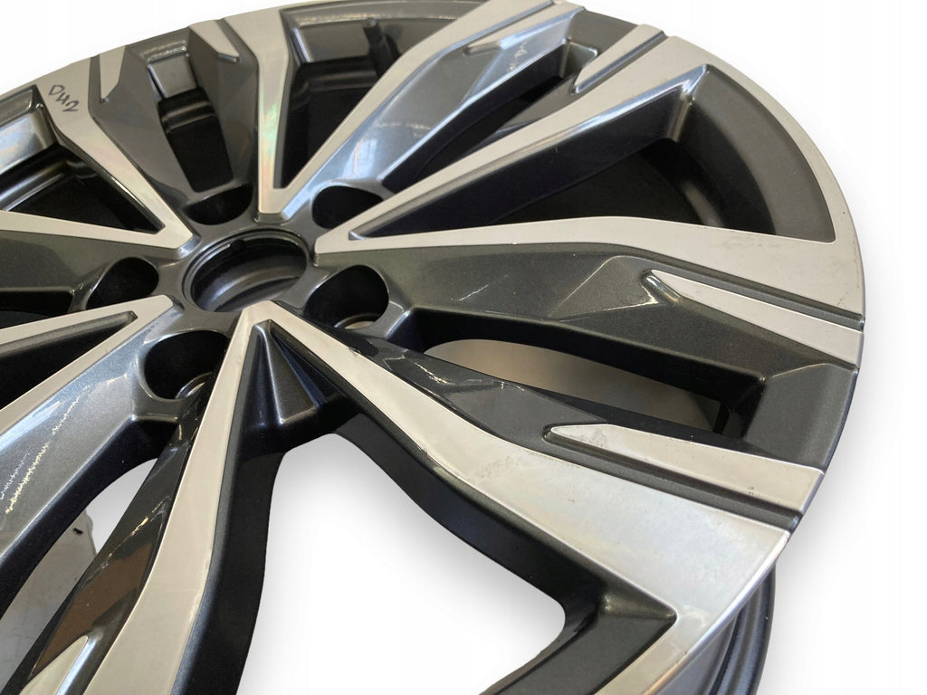 1x Alufelge 18 Zoll 7.5" 5x114.3 46ET Glanz Graphit 403008269 Mg Talisman