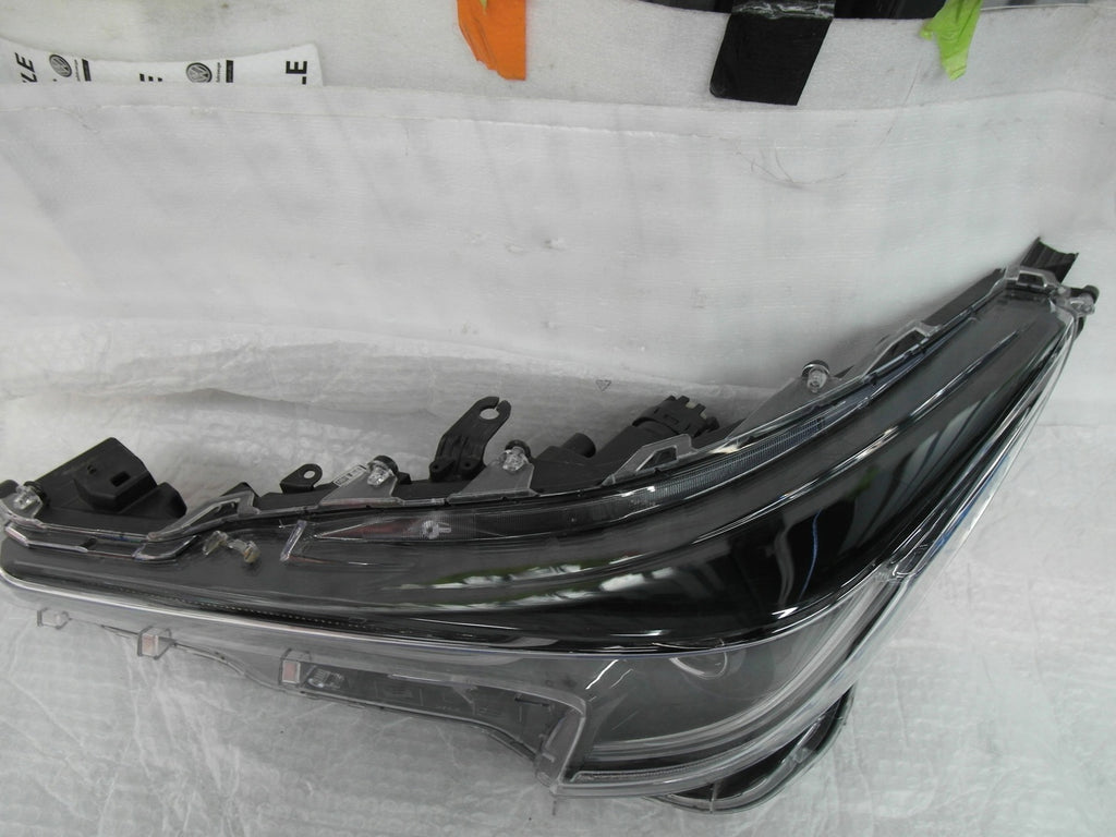 Frontscheinwerfer Toyota Corolla 81150-02S70 LED Ein Stück (Rechts oder Links)
