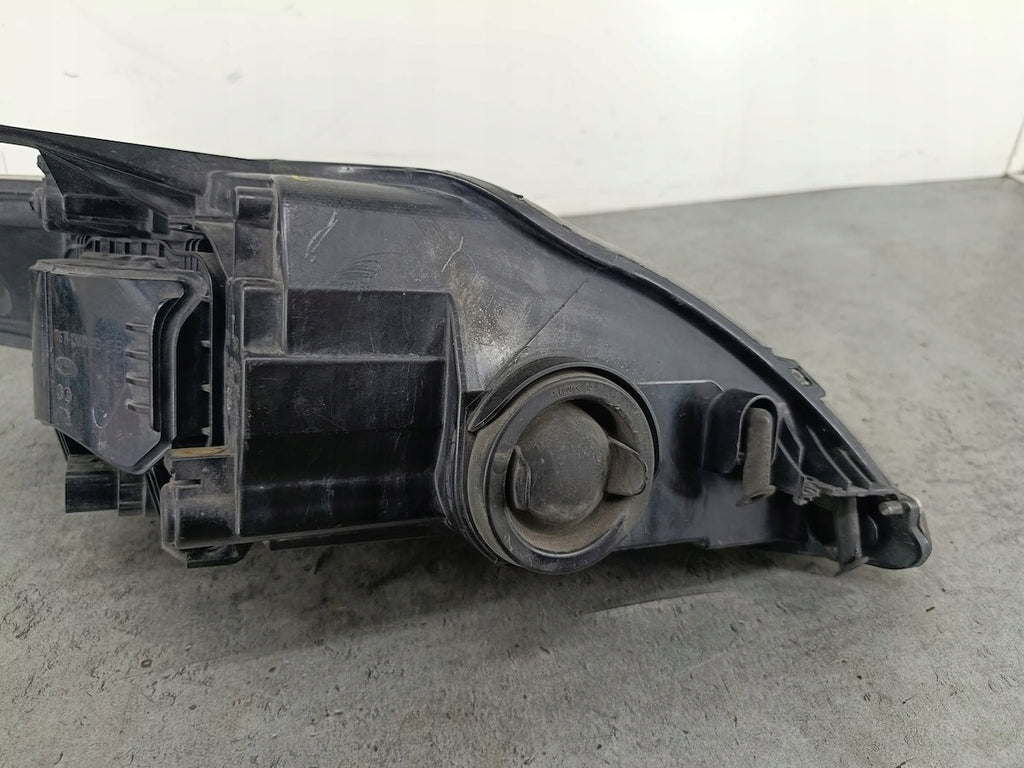Frontscheinwerfer Ford Mondeo Links Scheinwerfer Headlight SCH8084145365ui