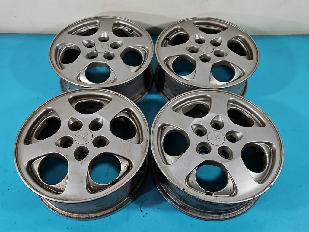 4x Alufelge 16 Zoll 6.0" 5x114.3 Mitsubishi Pajero I Pinin Rim Wheel FEL9783492872eu