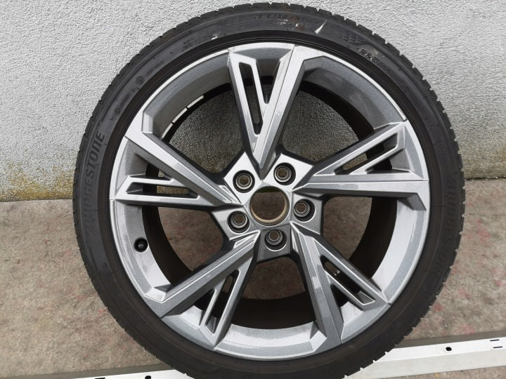 1x Alufelge 18 Zoll 8.0" 5x112 46ET 8Y0601025G Audi A3 Rim Wheel FEL6277660778pg