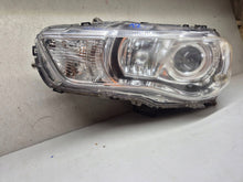 Load image into Gallery viewer, Frontscheinwerfer Mitsubishi Outlander II ZWW2453 Links Scheinwerfer Headlight SCH2293646159if