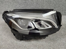 Laden Sie das Bild in den Galerie-Viewer, Frontscheinwerfer Mercedes-Benz Glc X253 A2538260200 A2538261001 Rechts SCH9234694767eq