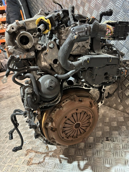 Motor Peugeot 308 I BH02 1.6 HDI 115TKm 2015 Diesel Engine Komplett MOT1757760699xa