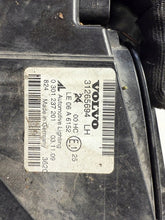 Load image into Gallery viewer, Frontscheinwerfer Volvo S40 31265694 Links Scheinwerfer Headlight SCH5669170522px