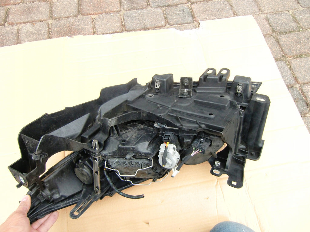 Frontscheinwerfer Renault Megane III Rechts Scheinwerfer Headlight SCH5886391199ct