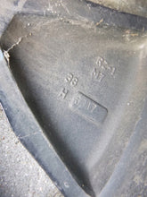 Load image into Gallery viewer, 1x Alufelge 18 Zoll 7.0" 5x114.3 38ET Mitsubishi Eclipse Cross I Rim Wheel FEL8487528104zk