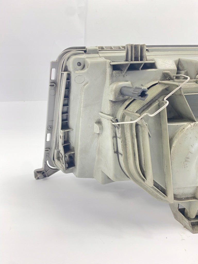 Frontscheinwerfer Mercedes-Benz W124 138794 12997600 Rechts oder Links SCH6582517958gk