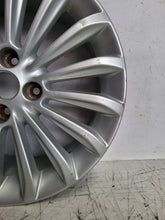 Laden Sie das Bild in den Galerie-Viewer, 1x Alufelge 16 Zoll 6.5&quot; 4x100 40ET Glanz Silber 0P071 Opel Corsa Rim Wheel
