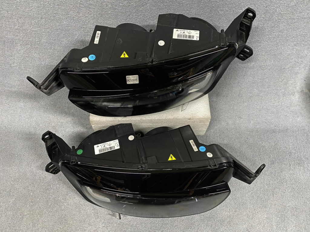 Frontscheinwerfer Citroën C4 Picasso II 96759751 Xenon Rechts oder Links