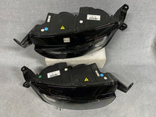 Laden Sie das Bild in den Galerie-Viewer, Frontscheinwerfer Citroën C4 Picasso II 96759751 Xenon Rechts oder Links