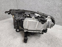 Load image into Gallery viewer, Frontscheinwerfer VW T-Roc 2GA941036 LED Rechts Scheinwerfer Headlight SCH2662220428dg