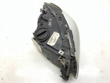 Laden Sie das Bild in den Galerie-Viewer, Frontscheinwerfer BMW 5 7203255-09 Rechts Scheinwerfer Headlight SCH1545574395yr