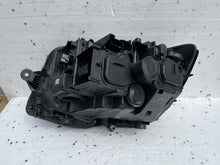 Laden Sie das Bild in den Galerie-Viewer, Frontscheinwerfer VW T6 Rechts Scheinwerfer Headlight SCH8275189752xg