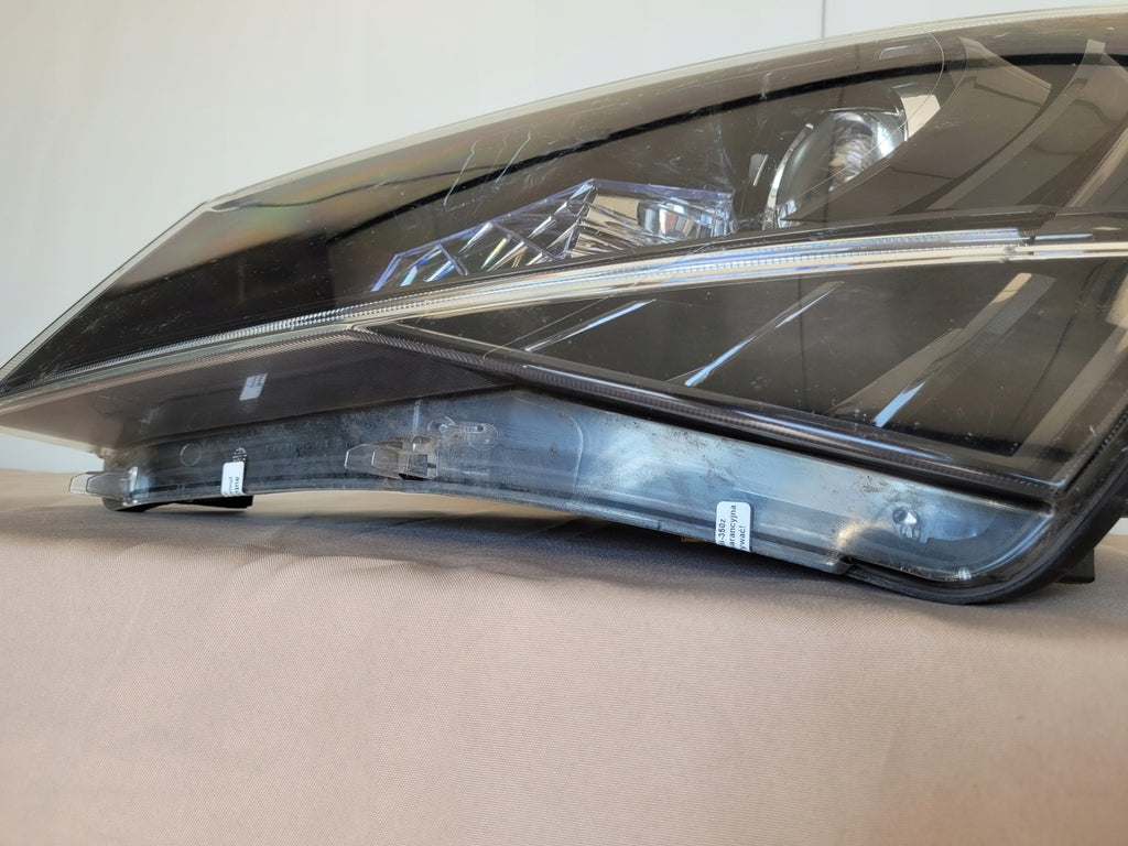 Frontscheinwerfer Skoda Superb III 3V1941015B Xenon Links Scheinwerfer Headlight