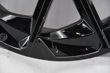 Load image into Gallery viewer, 1x Alufelge 19 Zoll 7.5" 5x114.3 49 5ET Glanz HMD04EV Hyundai I Rim Wheel FEL7279710387mn