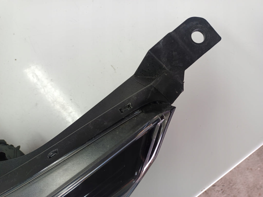 Frontscheinwerfer Kia Ceed 92101J7100 LED Ein Stück (Rechts oder Links)