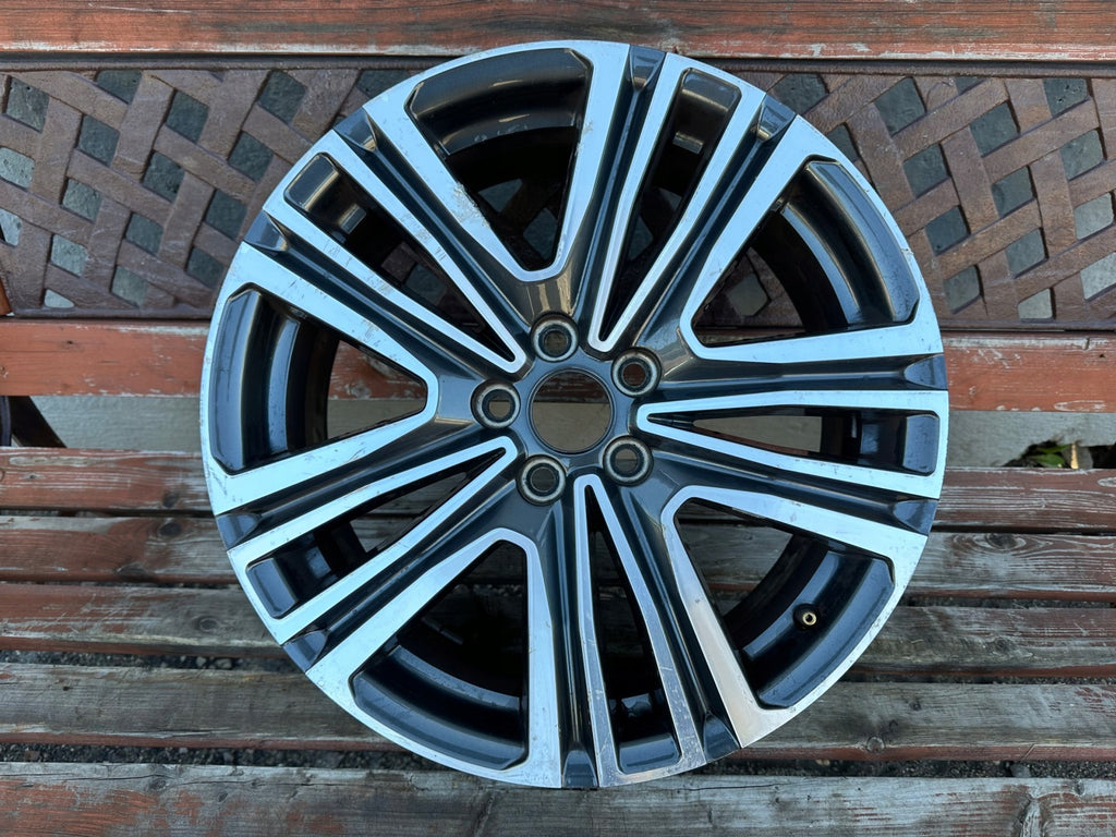 1x Alufelge 17 Zoll 6.5" 5x100 48ET Glanz Graphit 6F9601025A Mg Arona Rim Wheel FEL9633715808qm