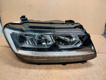 Laden Sie das Bild in den Galerie-Viewer, Frontscheinwerfer VW Tiguan 5NB941036D LED Rechts Scheinwerfer Headlight SCH5379639722we