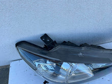 Laden Sie das Bild in den Galerie-Viewer, Frontscheinwerfer Mazda 6 Gj GHR4-51030 Rechts Scheinwerfer Headlight