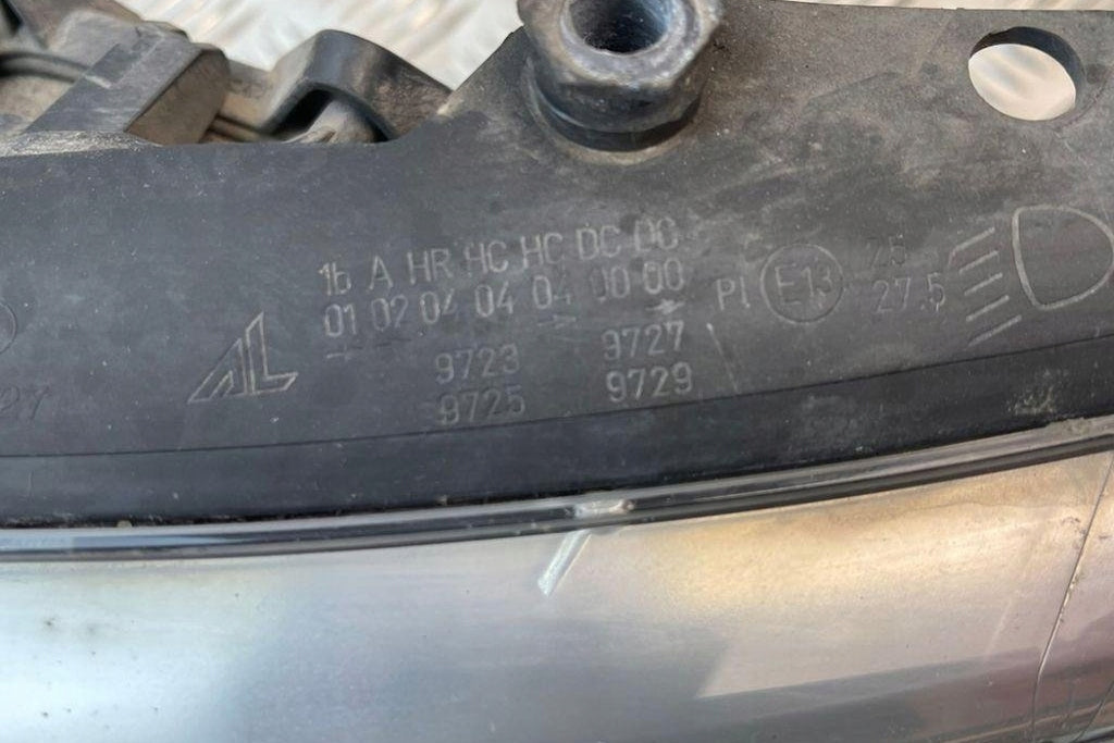 Frontscheinwerfer Seat Alhambra 7M3941015AE Xenon Ein Stück (Rechts oder Links)