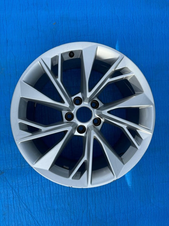 1x Alufelge 18 Zoll 8.5" 5x112 29ET Glanz Silber 8W0601025FM Audi Rim Wheel FEL9943310307gk