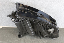 Laden Sie das Bild in den Galerie-Viewer, Frontscheinwerfer Skoda Enyaq 5LB941015G Links Scheinwerfer Headlight SCH5694306707ca