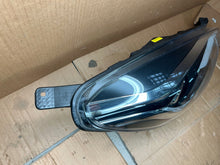 Laden Sie das Bild in den Galerie-Viewer, Frontscheinwerfer Ford Fiesta I L1BB-13100-CD Rechts Scheinwerfer Headlight SCH9936141952qt